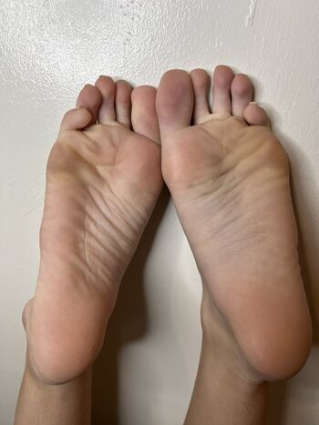 Full leaked Brees feet private photo