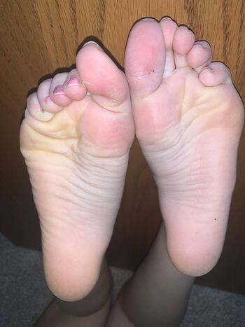 Full leaked Brees feet private photo