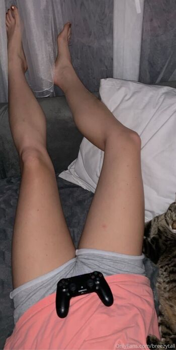 Full leaked Breezytall private onlyfans photo