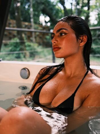 Full leaked Brenda trindade private photo