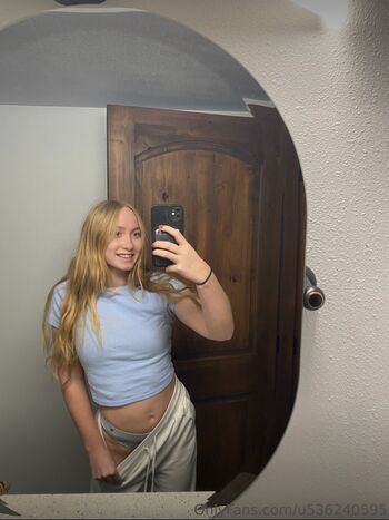 Full leaked Brenna walker private onlyfans photo