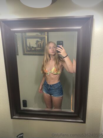 Full leaked Brenna walker private onlyfans photo