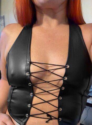 Full leaked Brezyvibesxo private photo