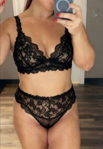 Full leaked Brezyvibesxo private photo
