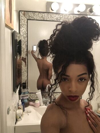Full leaked Bria backwoods page private photo