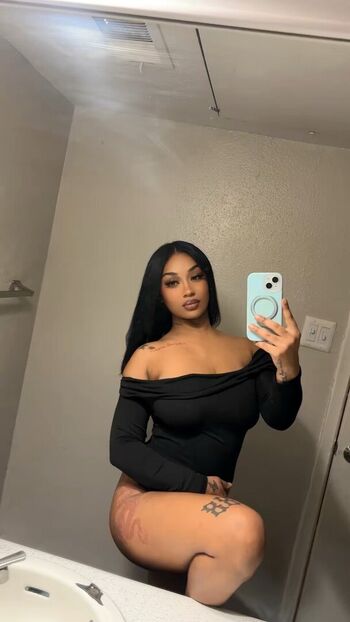 Full leaked Briafaye private onlyfans photo