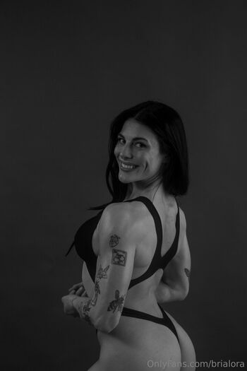 Full leaked Brialora  page private onlyfans photo