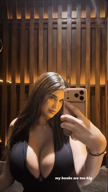 Full leaked Briiellas  page private onlyfans photo