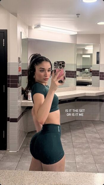 Full leaked Britneyxmejia private photo