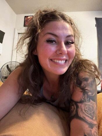 Full leaked Brittsprettypeach private onlyfans photo