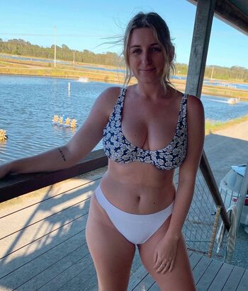Full leaked Brooke williams private photo