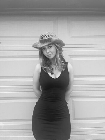 Full leaked Brookeerenae private onlyfans photo