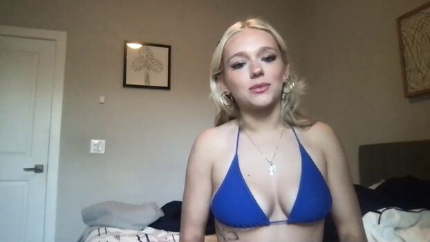 Full leaked Brookehayes private photo