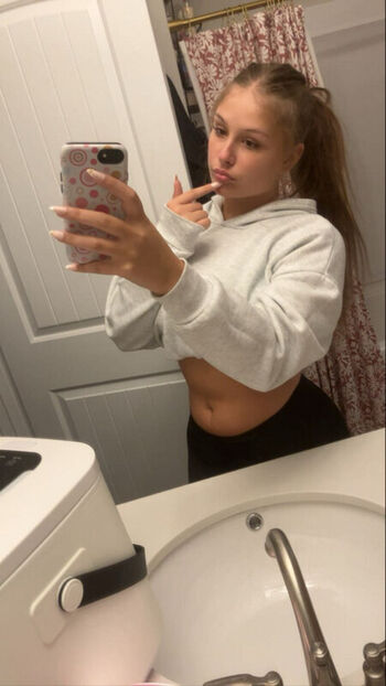 Full leaked Brookhooks private photo