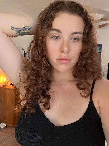Full leaked Brooklyn kennedy private photo