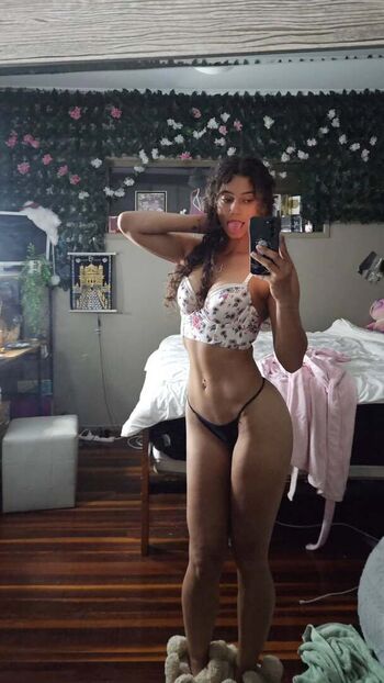 Full leaked Brown baddies private photo
