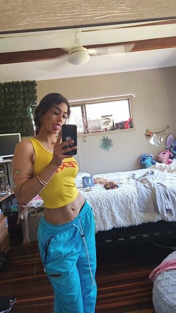 Full leaked Brown baddies private photo