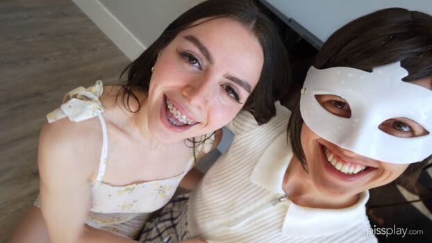 Full leaked Bruce and morgan private photo