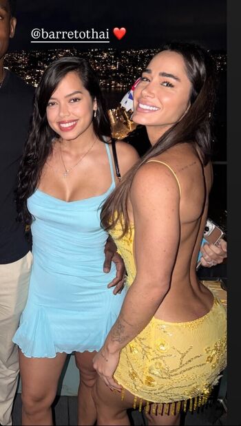 Full leaked Bruluccas private onlyfans photo