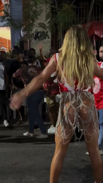 Full leaked Bruna griphao page private onlyfans photo