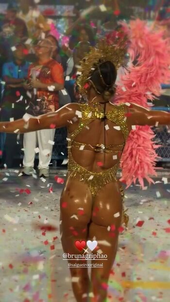 Full leaked Bruna griphao page private onlyfans photo