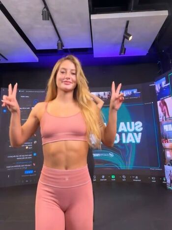 Full leaked Bruna griphao page private photo