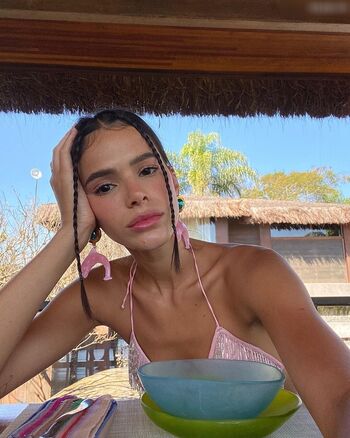 Bruna Marquezine