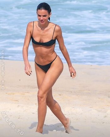 Bruna Marquezine