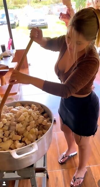 Full leaked Bruna simek private onlyfans photo