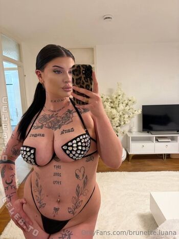 Full leaked Brunette luana private photo