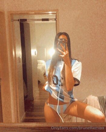 Full leaked Brunettemiaa private photo