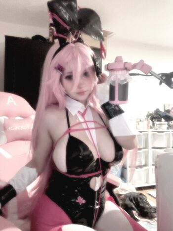 Bumi_cosplays