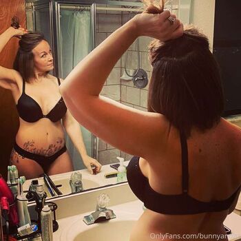 Full leaked Bunny and a z private photo