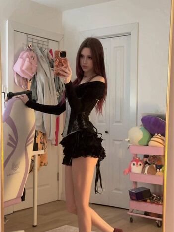 Full leaked Bunnygirlbree  page private onlyfans photo