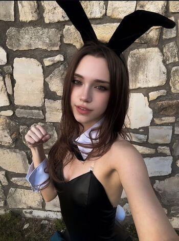 BunnyGirlBree