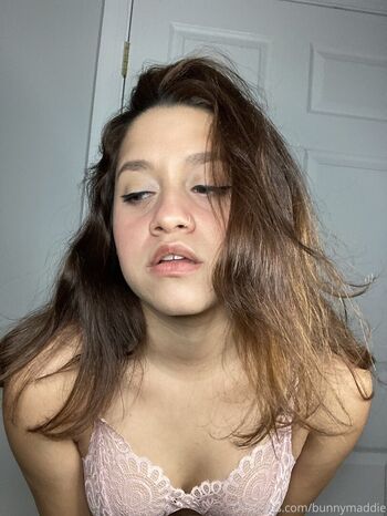 Full leaked Bunnymaddie private photo
