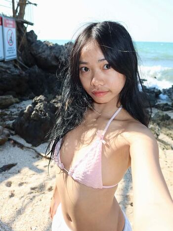 Full leaked Bunnymollylover private onlyfans photo