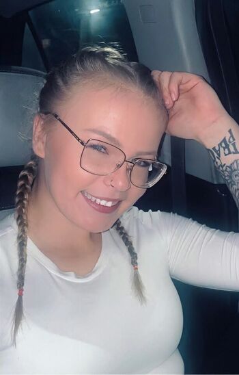 Full leaked Busty kristen from iowa private photo