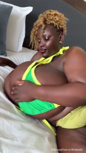 Full leaked Busty vivian private photo