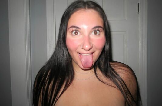 Full leaked Bustybri private photo