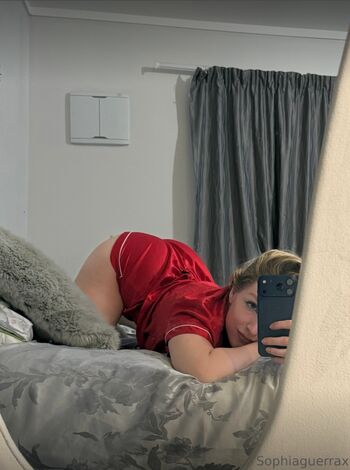 Full leaked Bustysophia private onlyfans photo