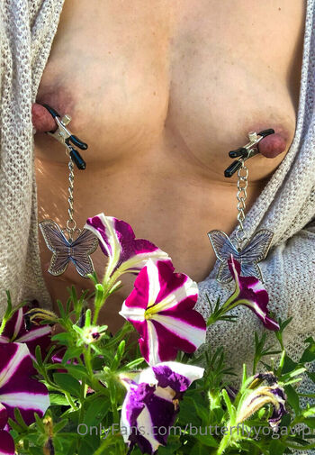 Full leaked Butterflyyogavip private photo
