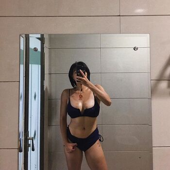 Full leaked C zhao e private photo