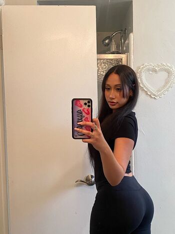 Full leaked Caudia private onlyfans photo