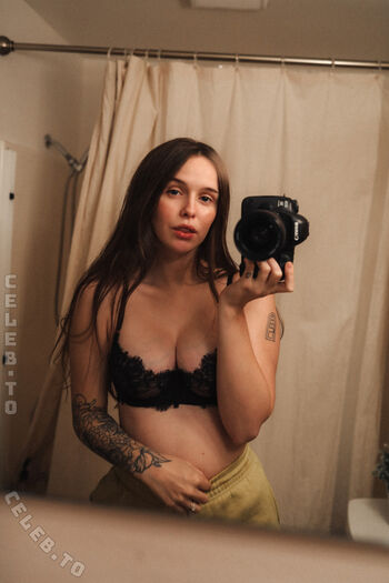 Full leaked Caciakersey private photo