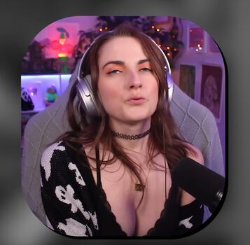 Full leaked Caitlin marie reacts page private onlyfans photo