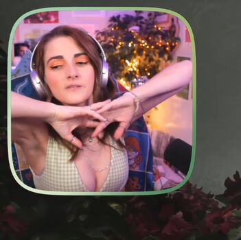 Full leaked Caitlin marie reacts page private onlyfans photo