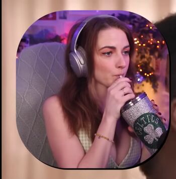 Caitlin Marie Reacts