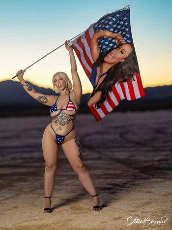 Full leaked Caitlinzielinski private photo