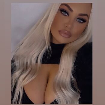Full leaked Caity paige private photo